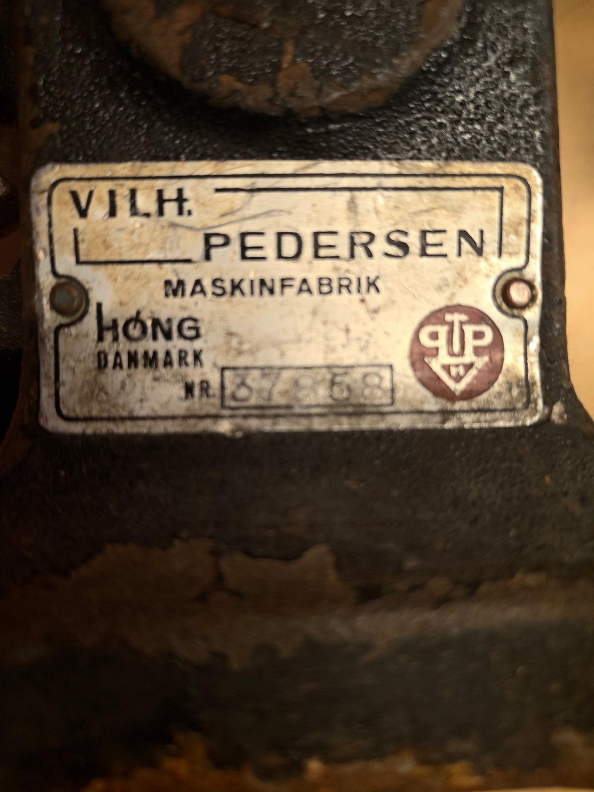 Vilh. Pedersen skoudvider / skomagermaskine – Høng Danmark – antik støbejern