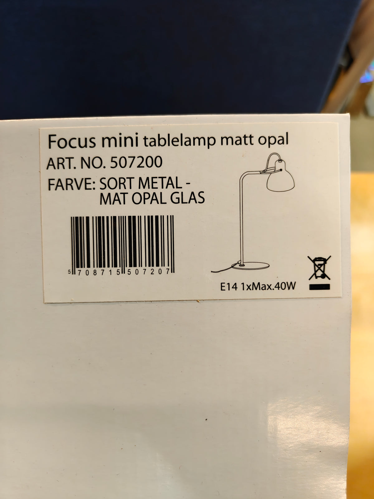 Seeddesign Focus Mini bordlampe sort metal med mat opalglas