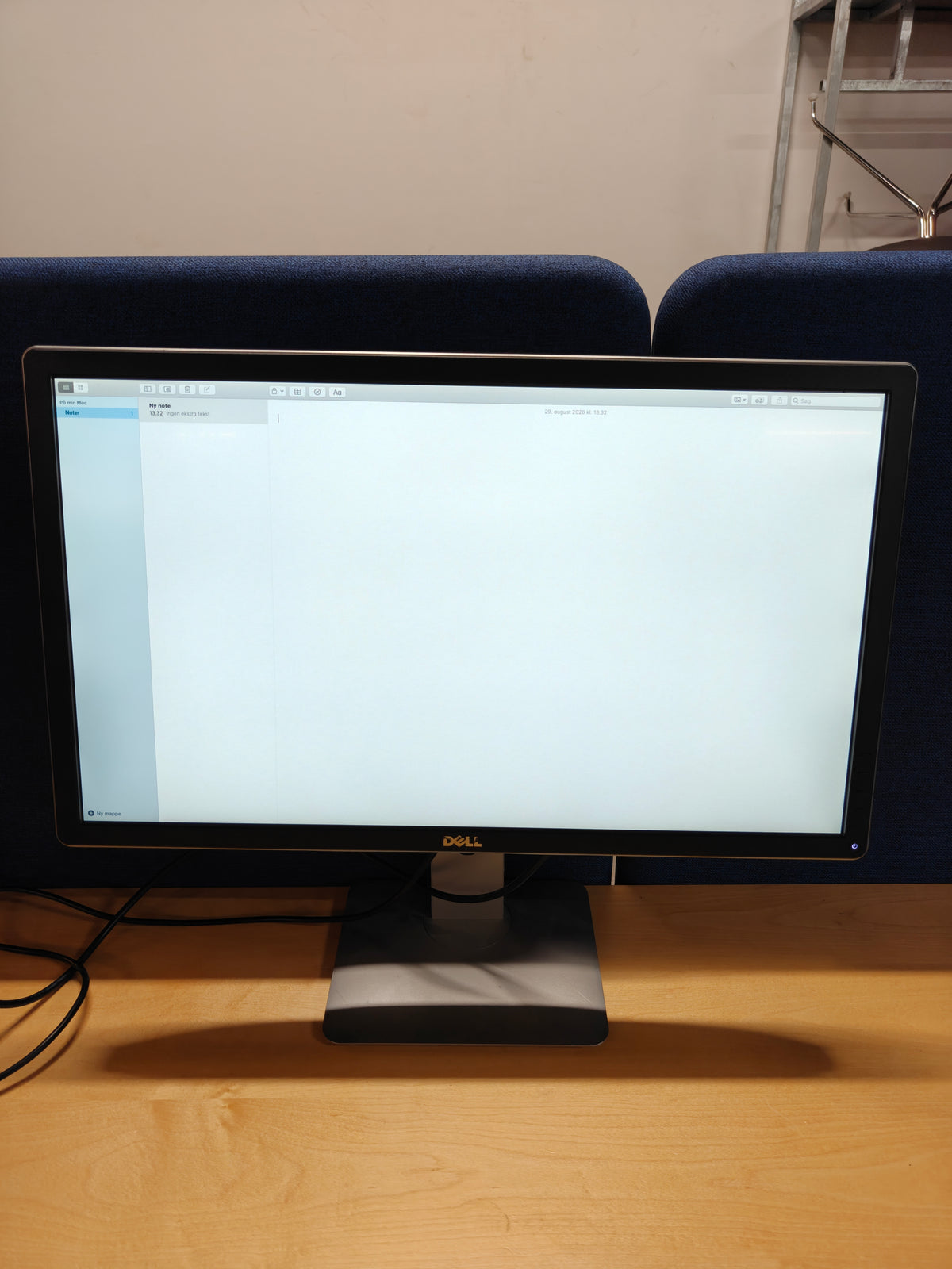 Dell P2715Q 27" 4K UHD IPS-skærm – HDMI/DisplayPort – justerbar fod