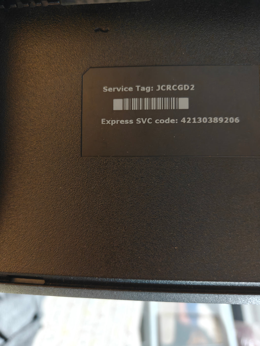 Dell P2715Q 27" 4K UHD IPS-skærm – HDMI/DisplayPort – justerbar fod